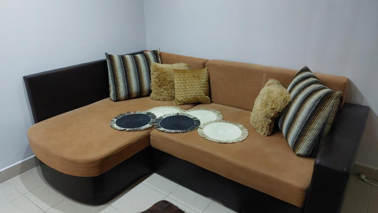 Family Apartman ยูลา ภายนอก รูปภาพ